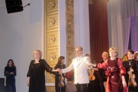 В Абхазской Государственной филармонии им. Р. Гумба состоялся концерт фортепианного дуэта «Piano Duo»