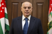 Гудиса Агрба поздравил Президента Республики Абхазия Аслана Бжания с Днём рождения