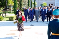 В День освобождения Сухума руководство Абхазии возложило цветы в Парке Славы